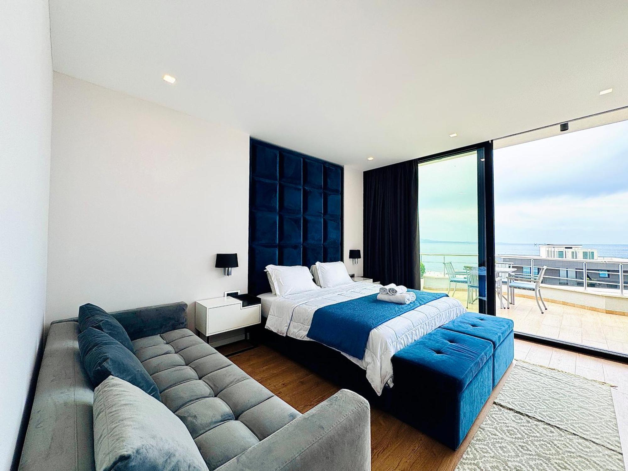 Hotel Blue Sky Sarandë Exterior foto